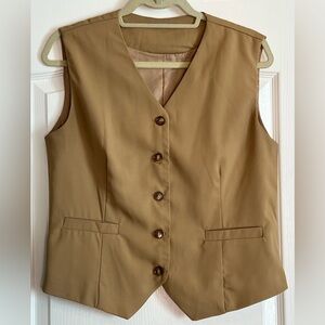 Women’s Classic Tan Button-Up Vest
